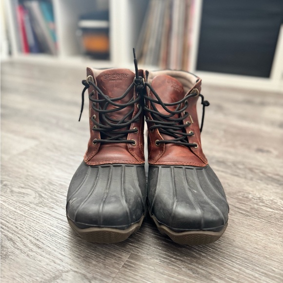 Men's Sperry Brown and Black Waterproof Duck Boots - Classic Lace-Up - Picture 2 of 8